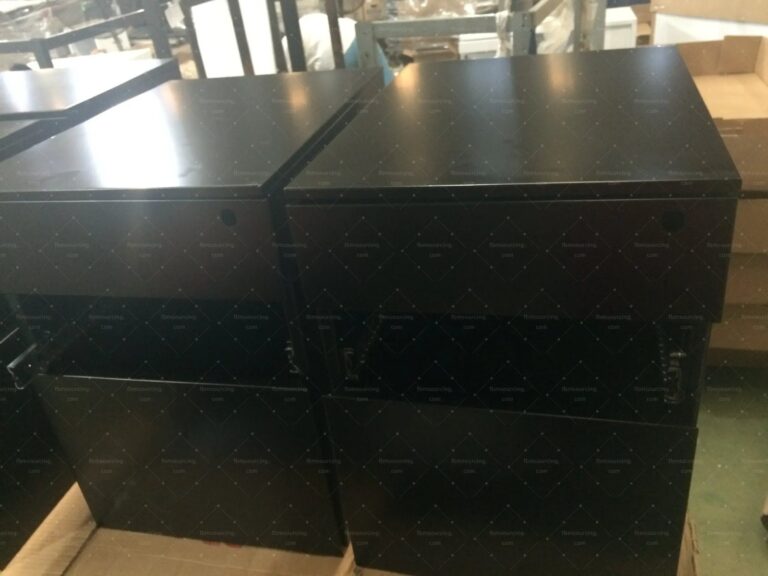 22 Containers of Metal Filing Cabinets for Australia and New Zealand Office Projects — photo 16