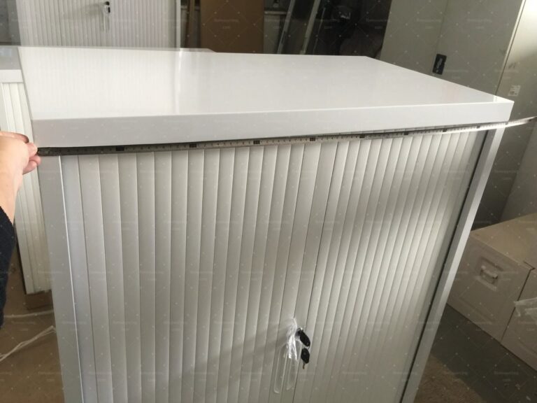 22 Containers of Metal Filing Cabinets for Australia and New Zealand Office Projects — photo 55